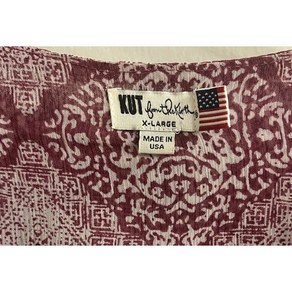 Kut from the Kloth Blouse Women's SIZE XL Snap Closure‎ Sheer Pattern Wine - Picture 3 of 5